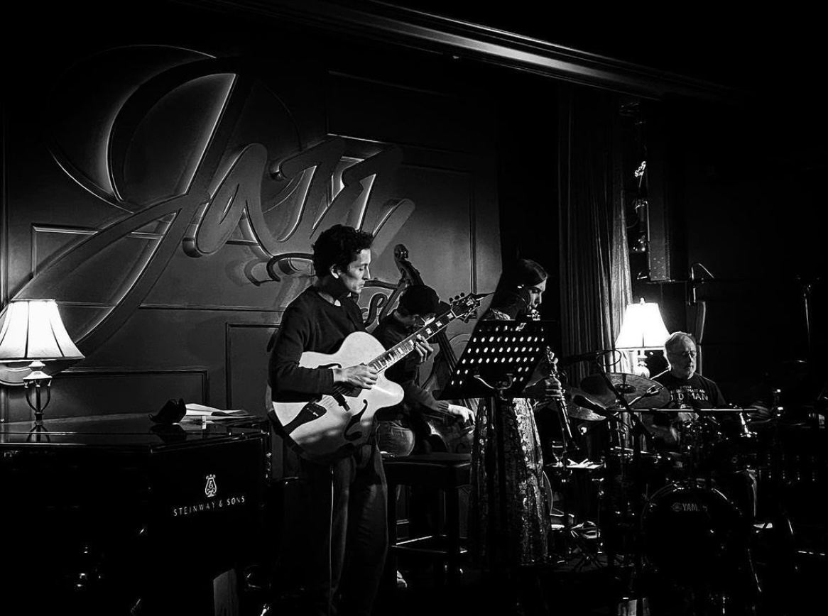 The Virginia MacDonald Quartet featuring Terry Clarke performing at the Jazz Bistro in Toronto The Virginia MacDonald Quartet featuring Terry Clarke performing at the Jazz Bistro in Toronto